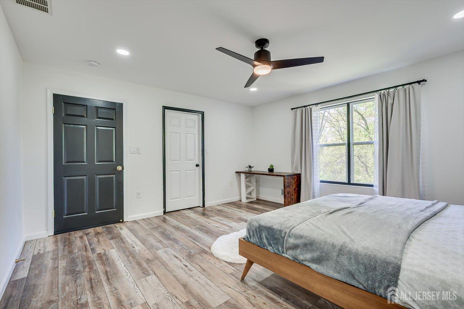 122 Dewolfe Street Edison, NJ 08817 - Photo 24 of 50