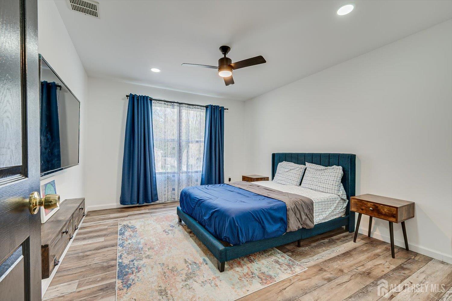 122 Dewolfe Street Edison, NJ 08817 - Photo 32 of 50