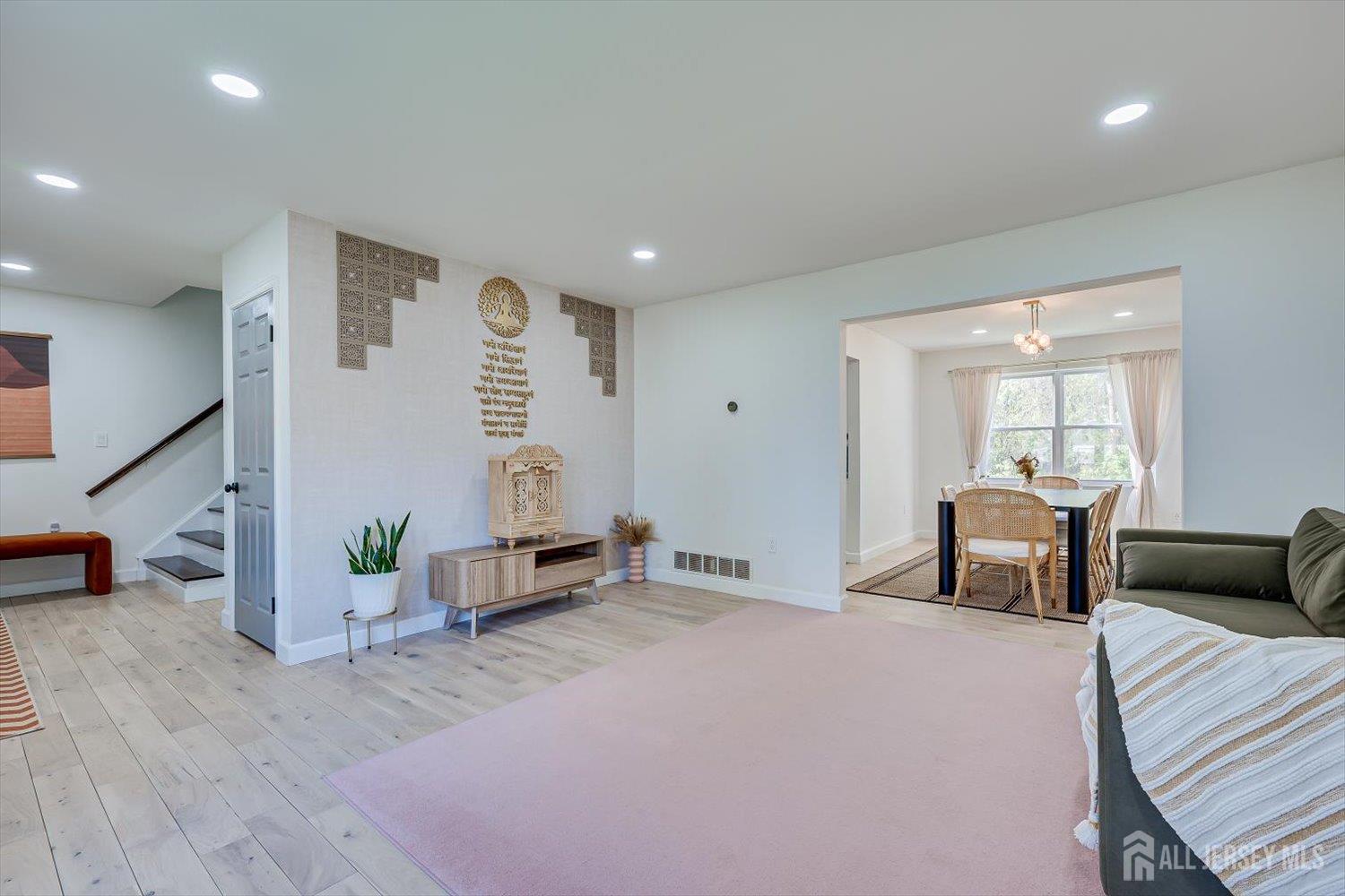 122 Dewolfe Street Edison, NJ 08817 - Photo 8 of 50