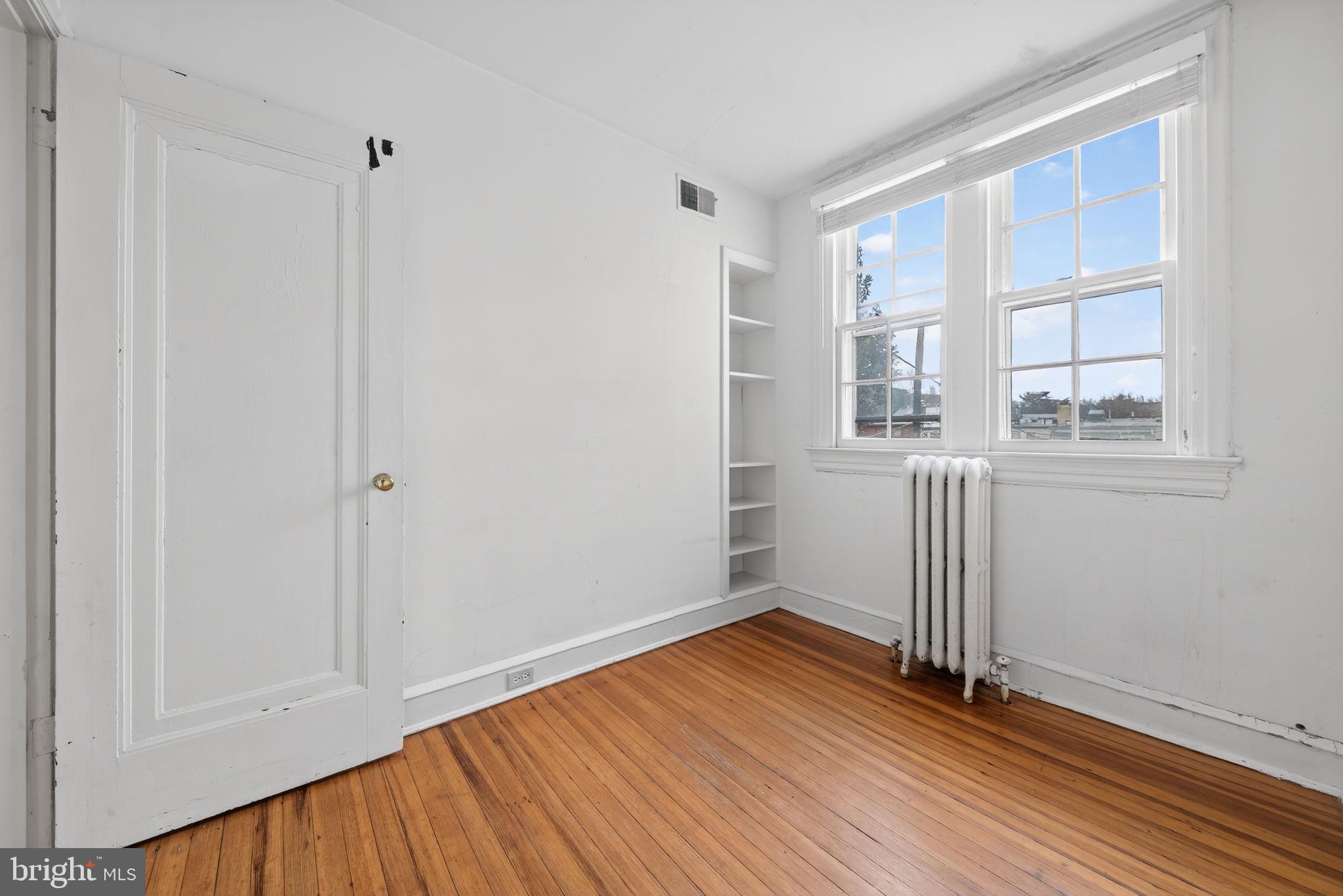 3624 T Street Northwest Washington, DC 20007 - Photo 17 of 39