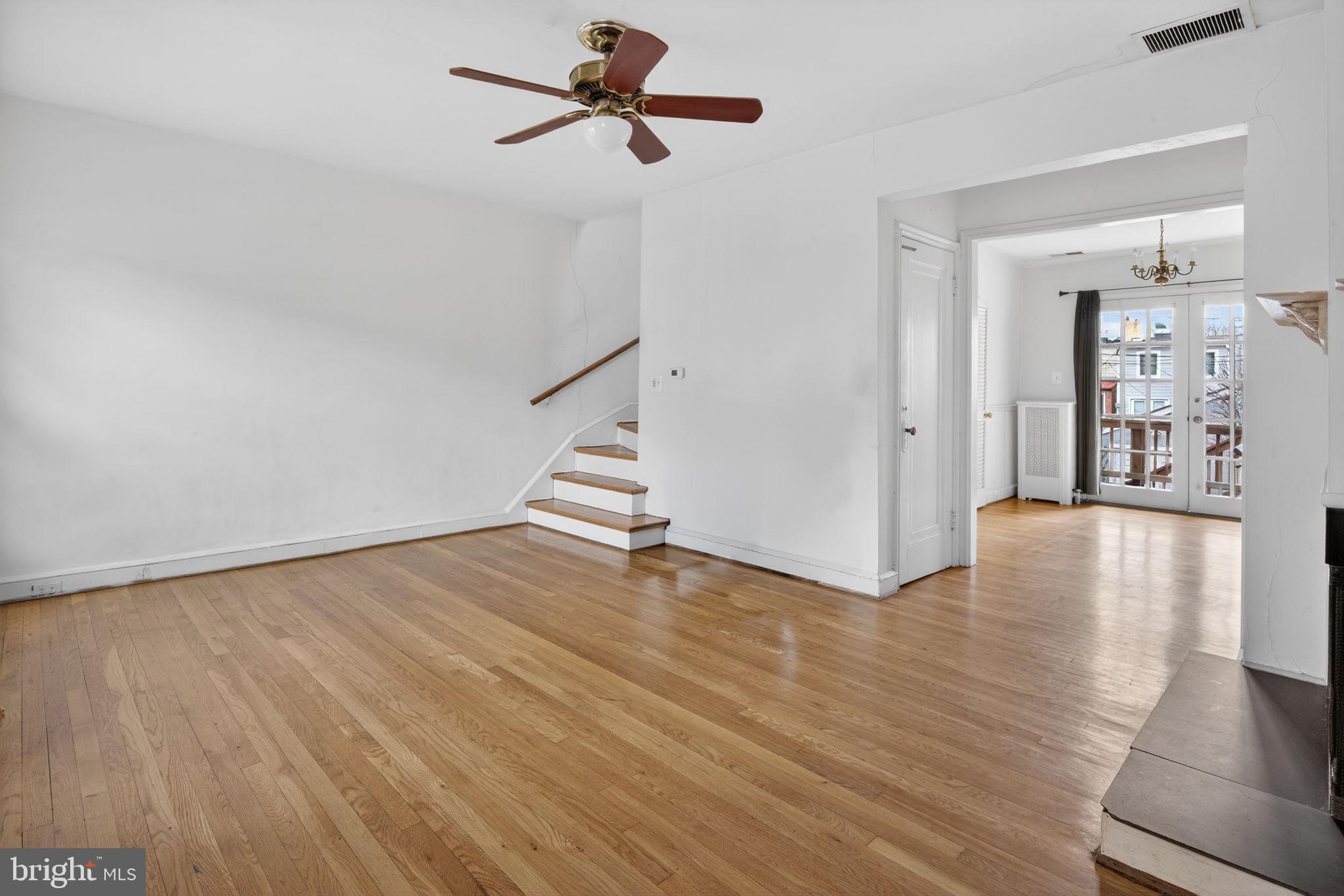 3624 T Street Northwest Washington, DC 20007 - Photo 3 of 39