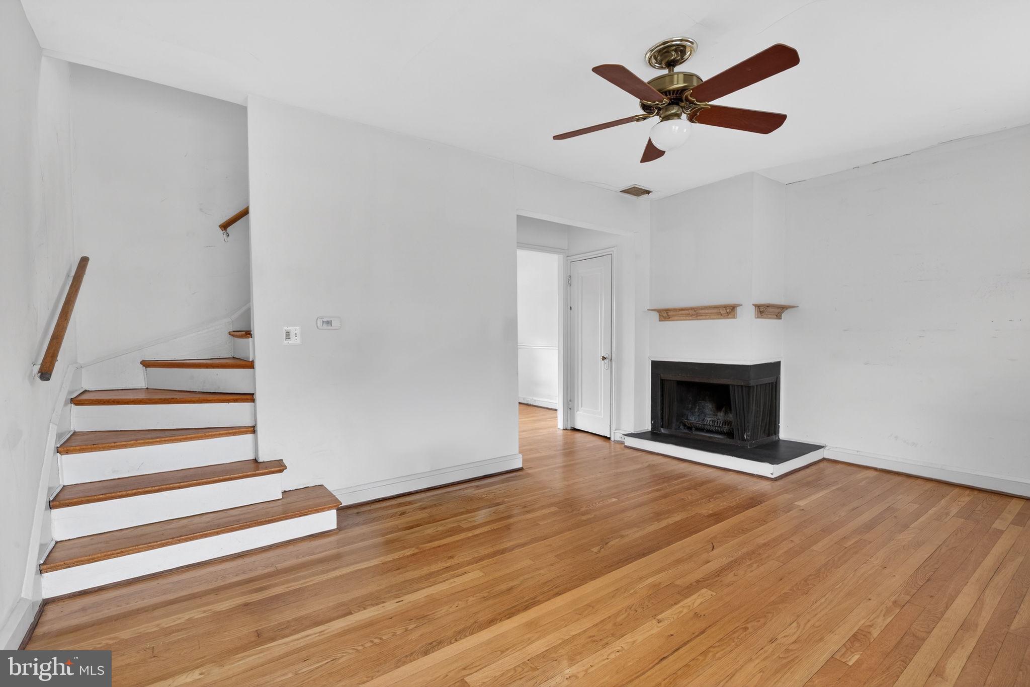 3624 T Street Northwest Washington, DC 20007 - Photo 5 of 39