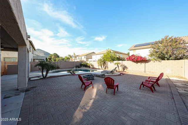 $11,000 | 5122 West Sweet Iron Pass, Phoenix, AZ 85083