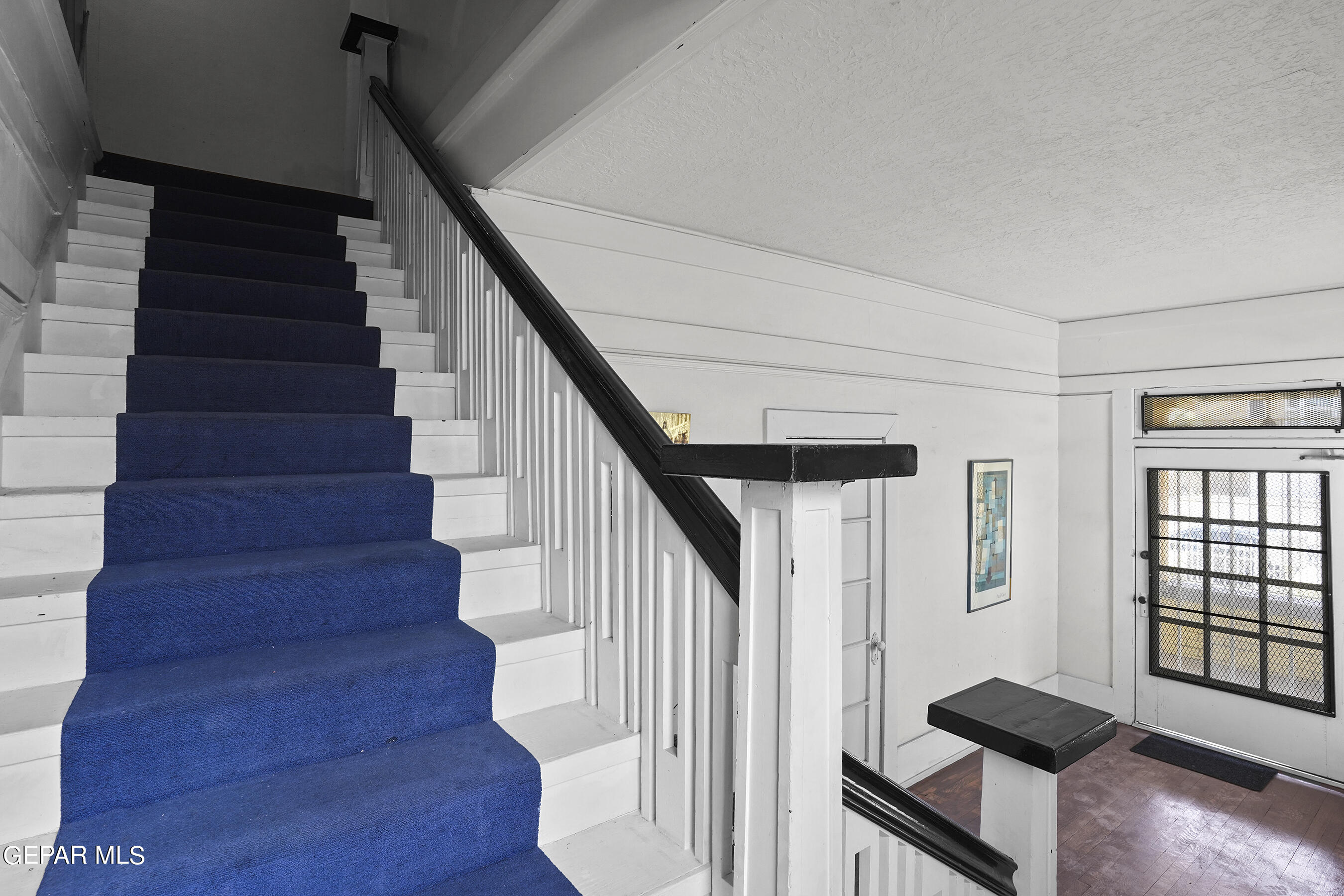 1207 East Rio Grande Avenue El Paso, TX 79902 - Photo 21 of 56 Apartment 2 & 3 Entry