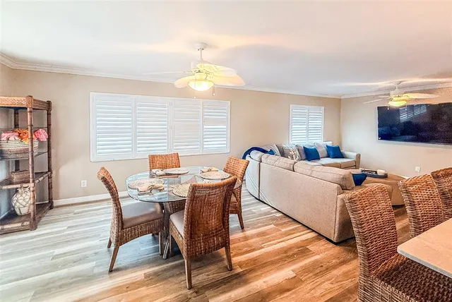 $5,000 | 1900 Benjamin Franklin Drive, Unit 3, Sarasota, FL 34236