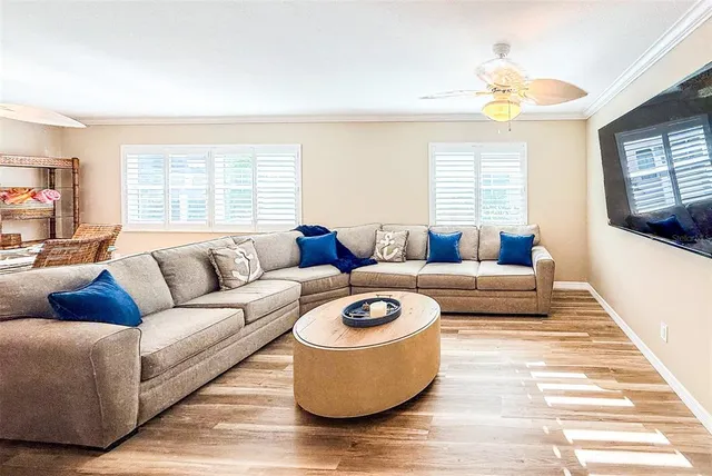 $5,000 | 1900 Benjamin Franklin Drive, Unit 3, Sarasota, FL 34236