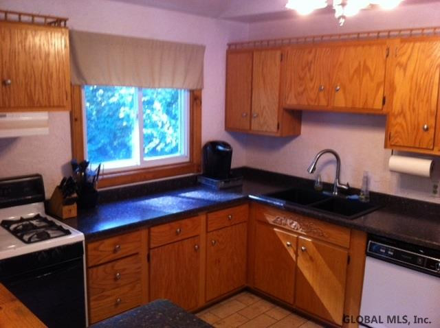 110 Rapple Drive Colonie, NY 12205 - Photo 6 of 12 Photo 6