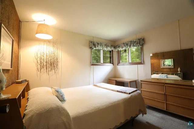 $544,500 | 6476 Cypress Lane, Gilbert, MN 55741