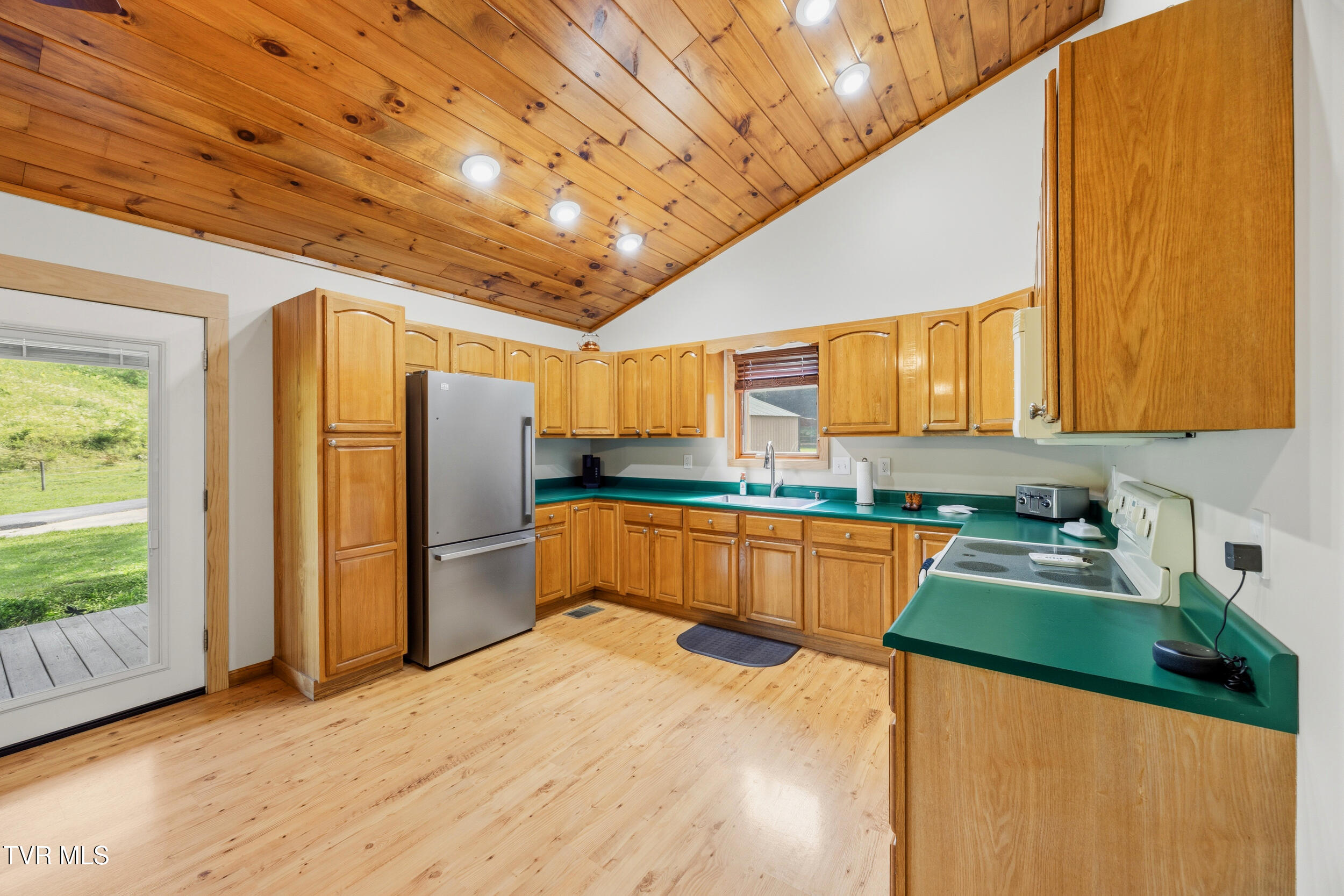 3427 Bill Douglas Road Newport, TN 37821 - Photo 10 of 50 57_kitchen