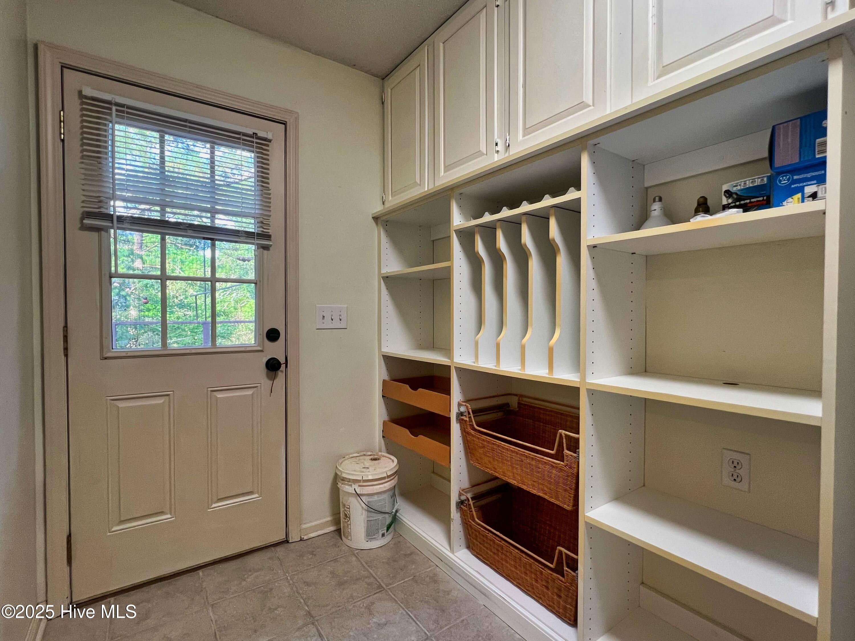 318 Buccaneer Road Wilmington, NC 28409 - Photo 19 of 64 (21) Laundry Room and Back Door