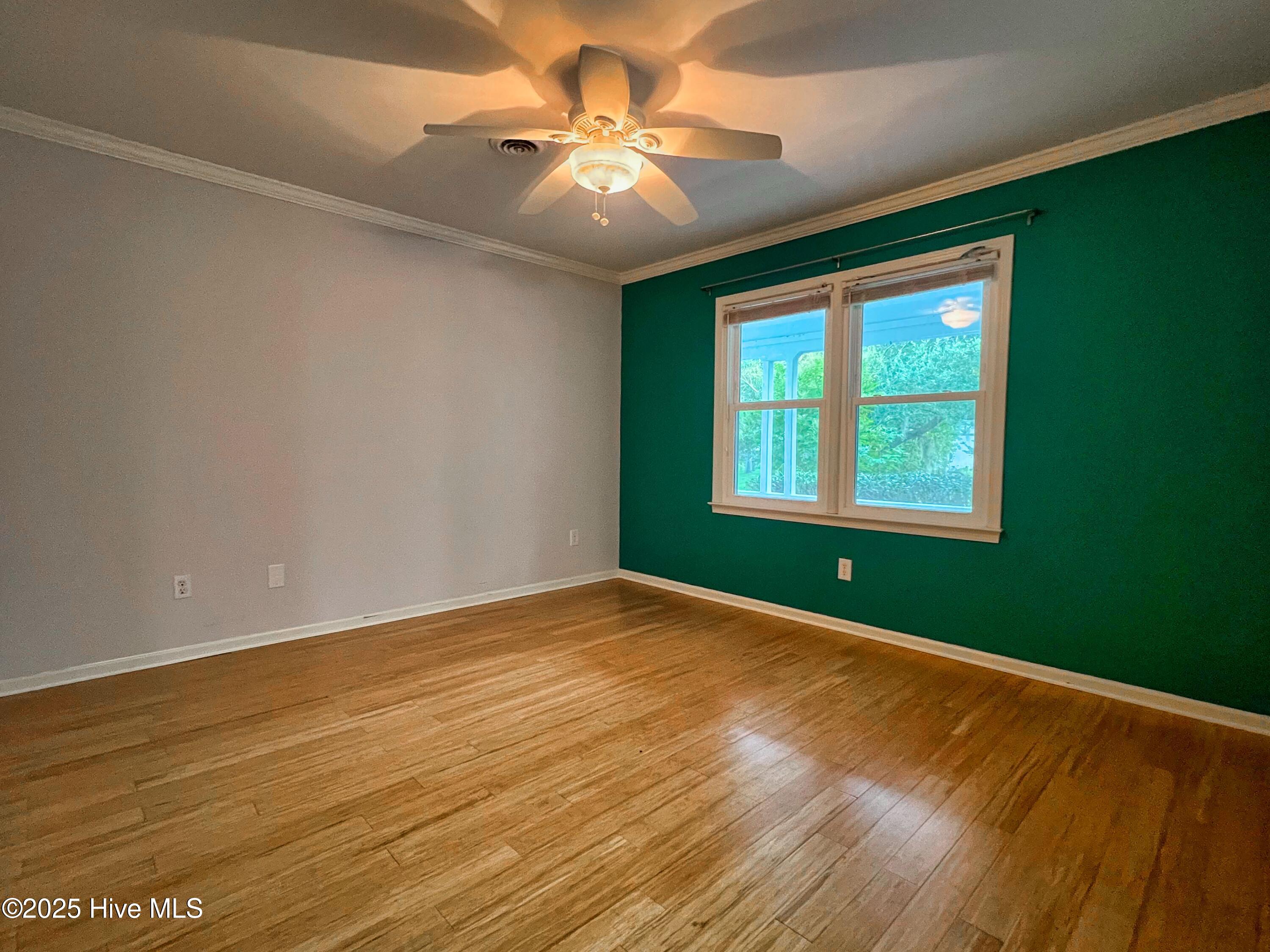318 Buccaneer Road Wilmington, NC 28409 - Photo 20 of 64 (24) 1st Floor Bedroom