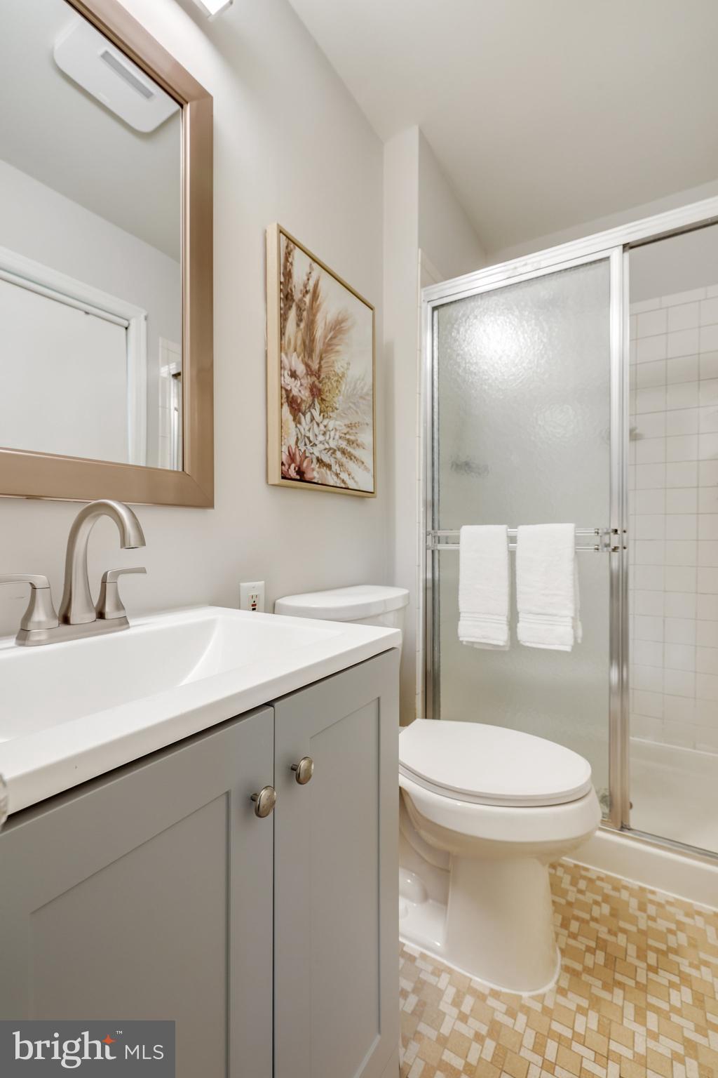 1320 Deep Run Lane Reston, VA 20190 - Photo 29 of 56 Primary Bath