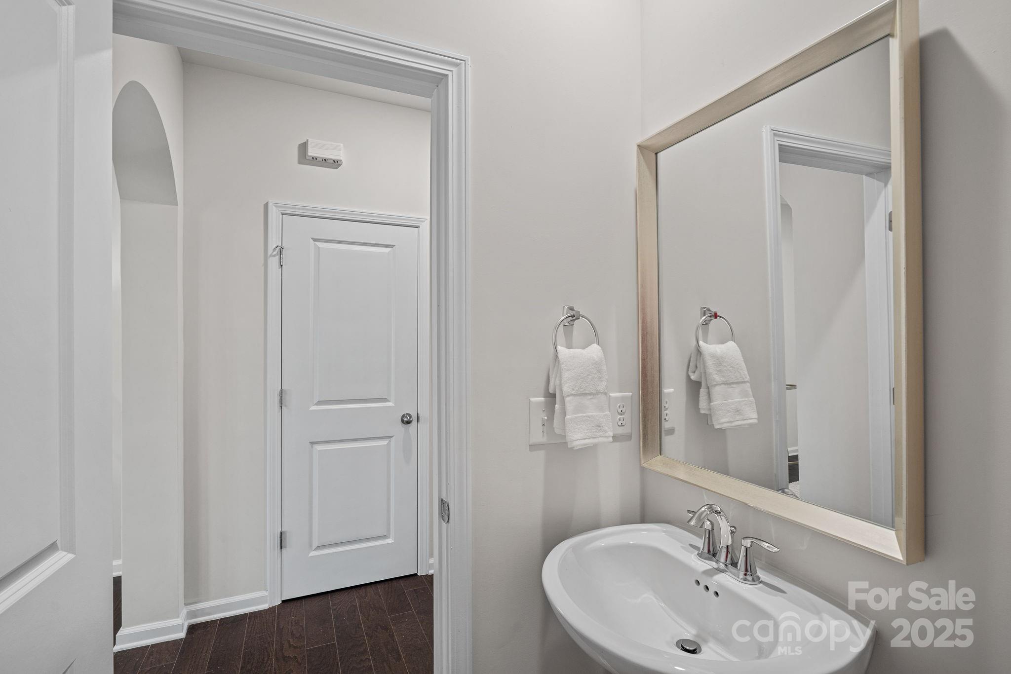 17325 Snug Harbor Road Charlotte, NC 28278 - Photo 13 of 42 Gallery Image 13