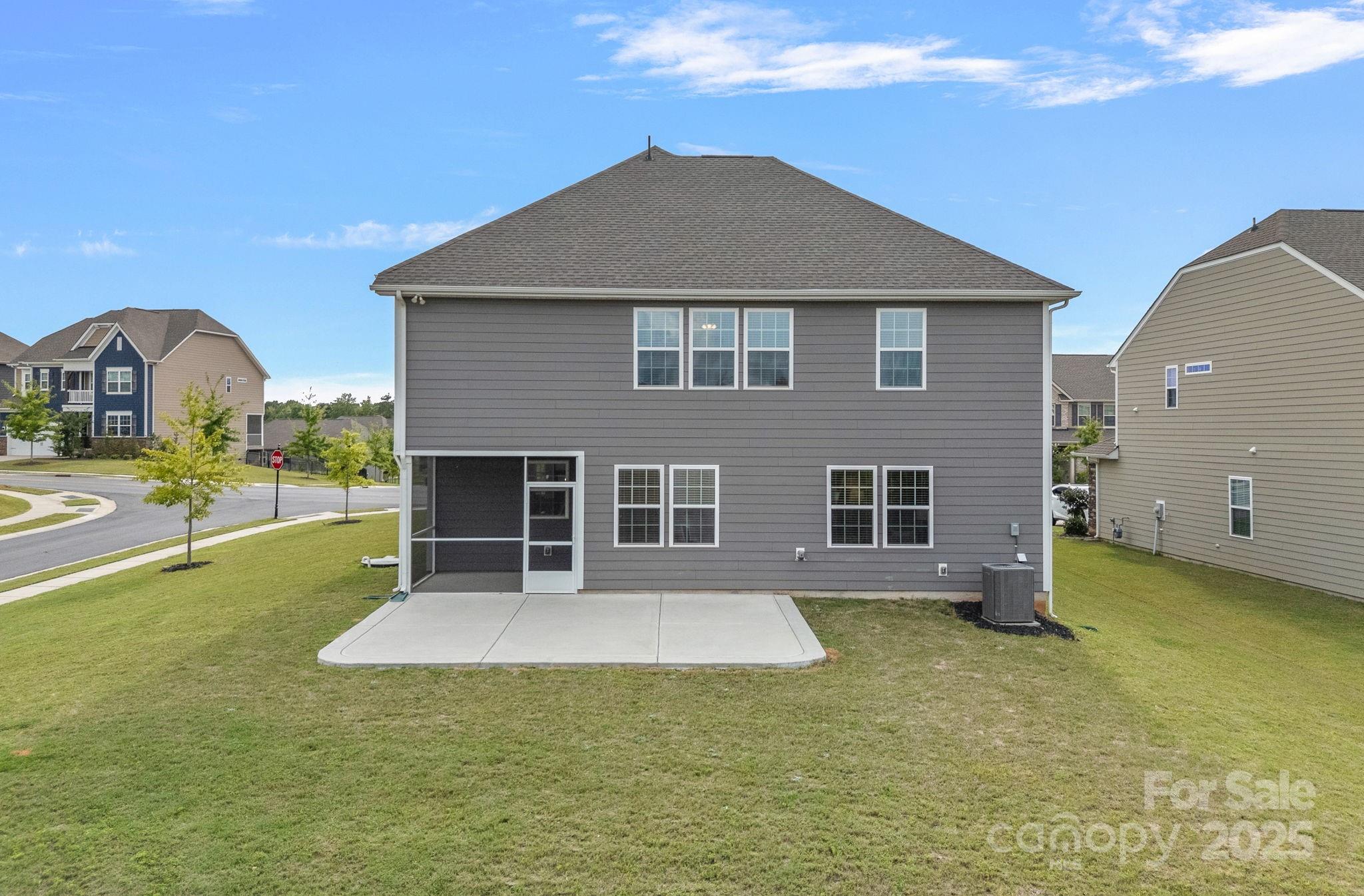 17325 Snug Harbor Road Charlotte, NC 28278 - Photo 32 of 42 Gallery Image 32