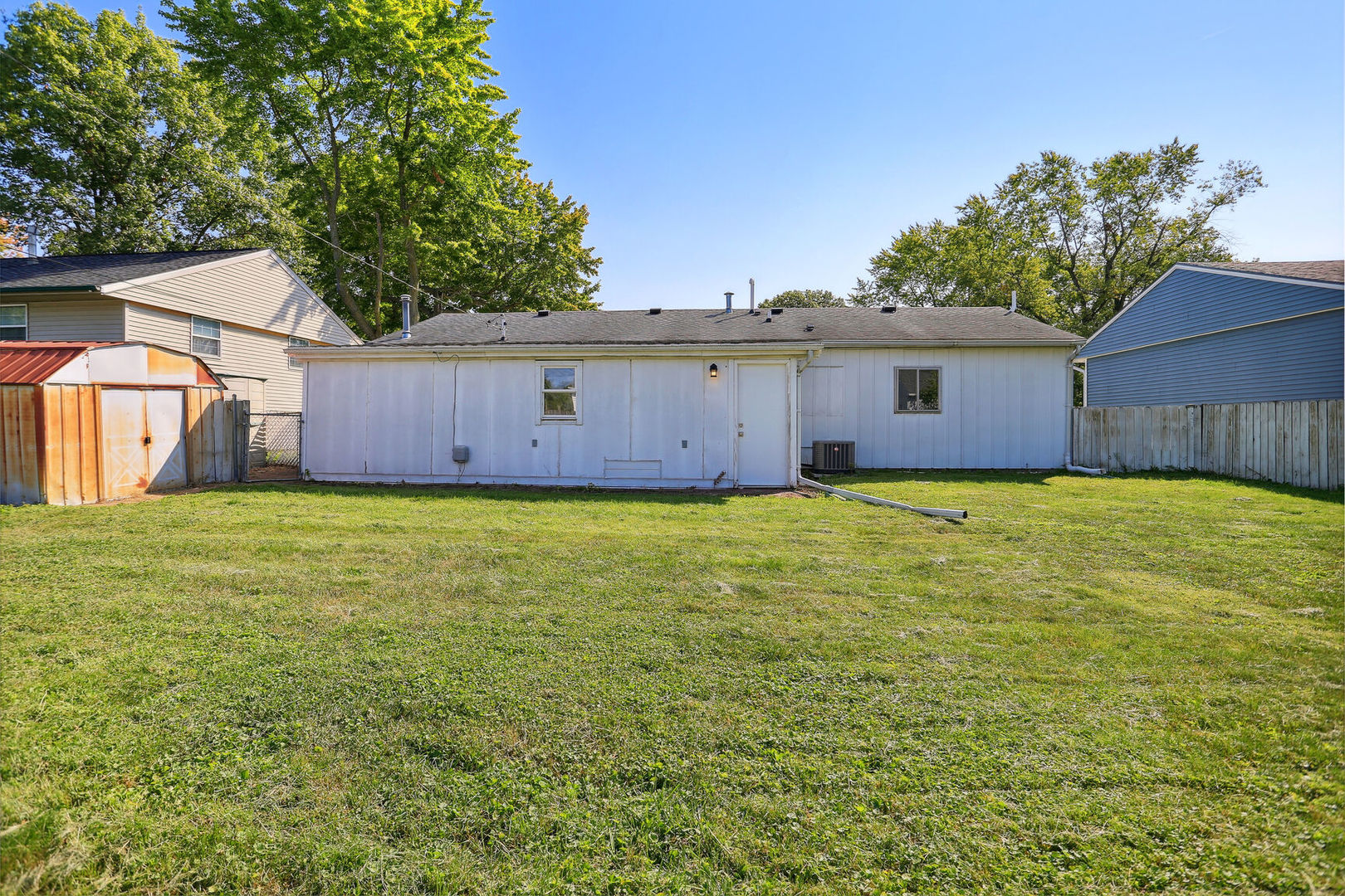 1007 Maplepark Drive Champaign, IL 61821 - Photo 22 of 23 Gallery Image 22