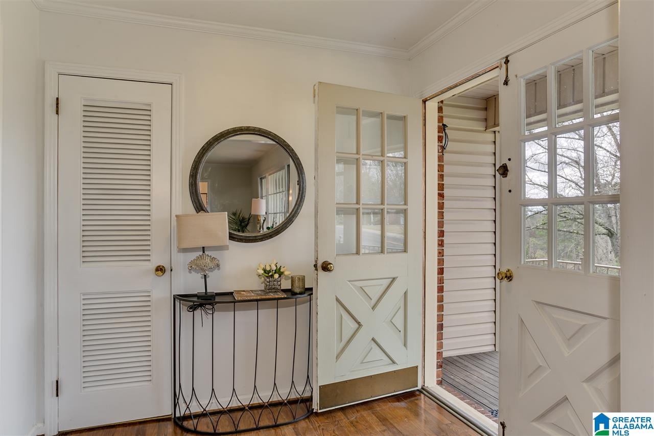 3656 Oakdale Road Birmingham, AL 35223 - Photo 4 of 34
