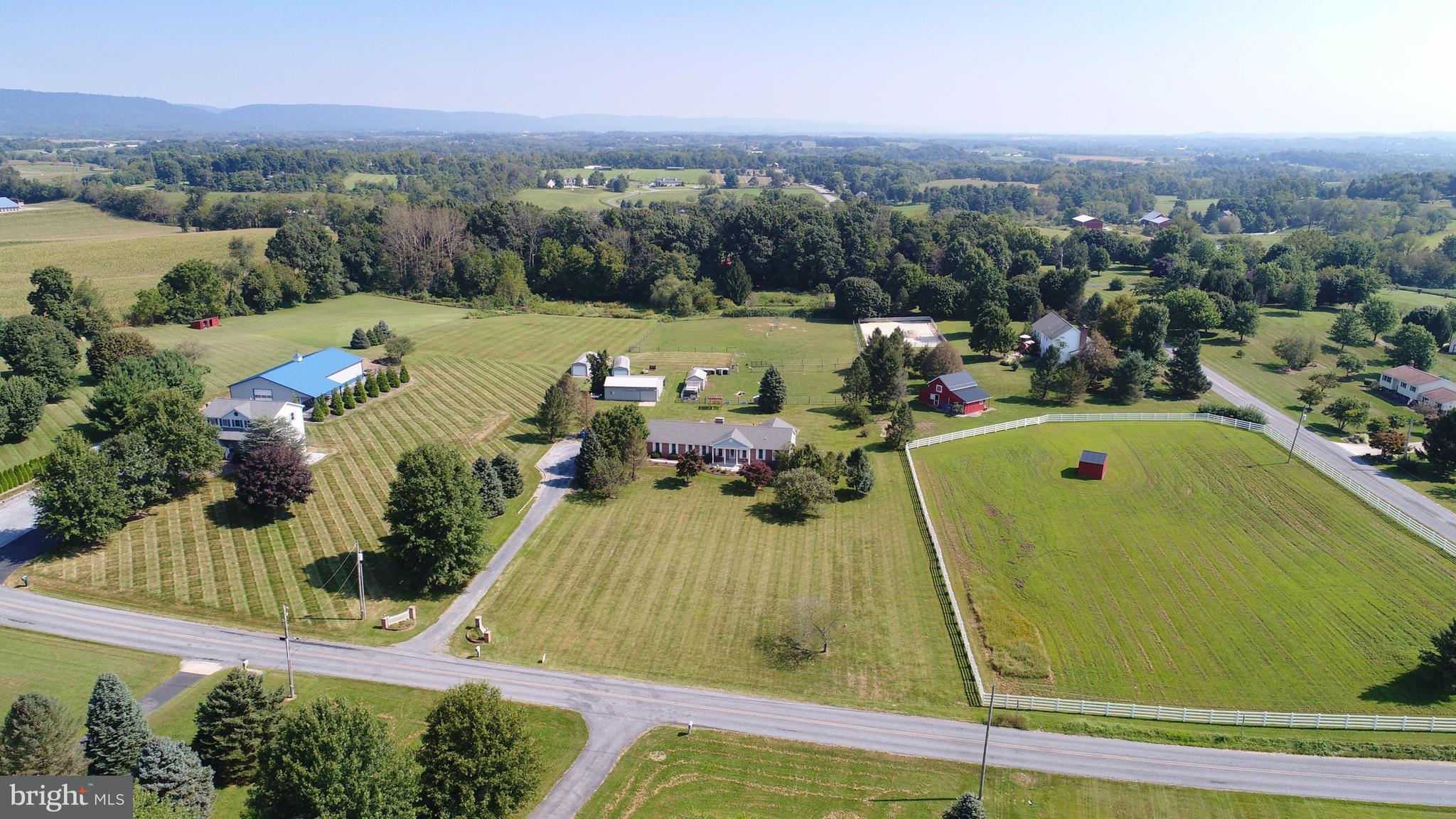 412 County Line Road Grantville, PA 17028 - Photo 7 of 47 Gallery Image 7