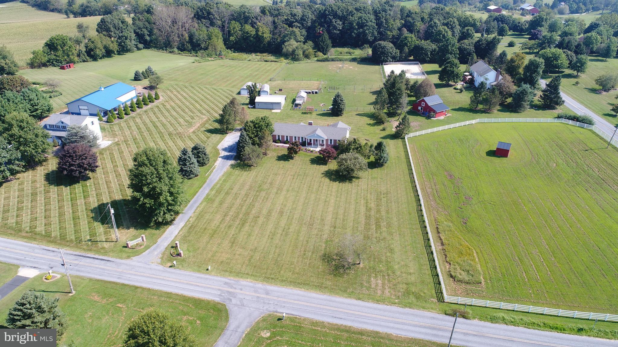 412 County Line Road Grantville, PA 17028 - Photo 8 of 47 Gallery Image 8