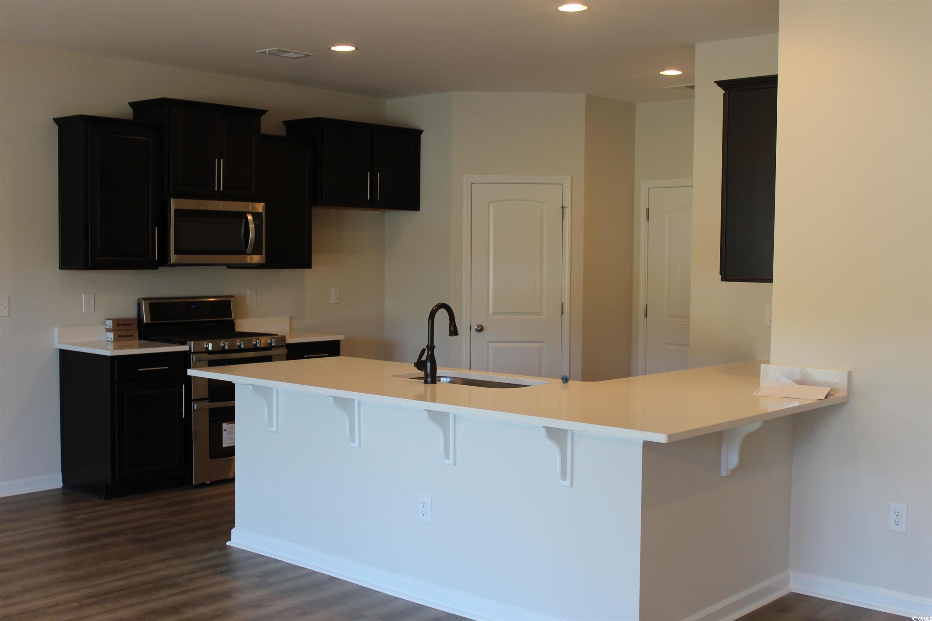 984 Log Cabin Road Loris, SC 29569 - Photo 3 of 19 Gallery Image 3