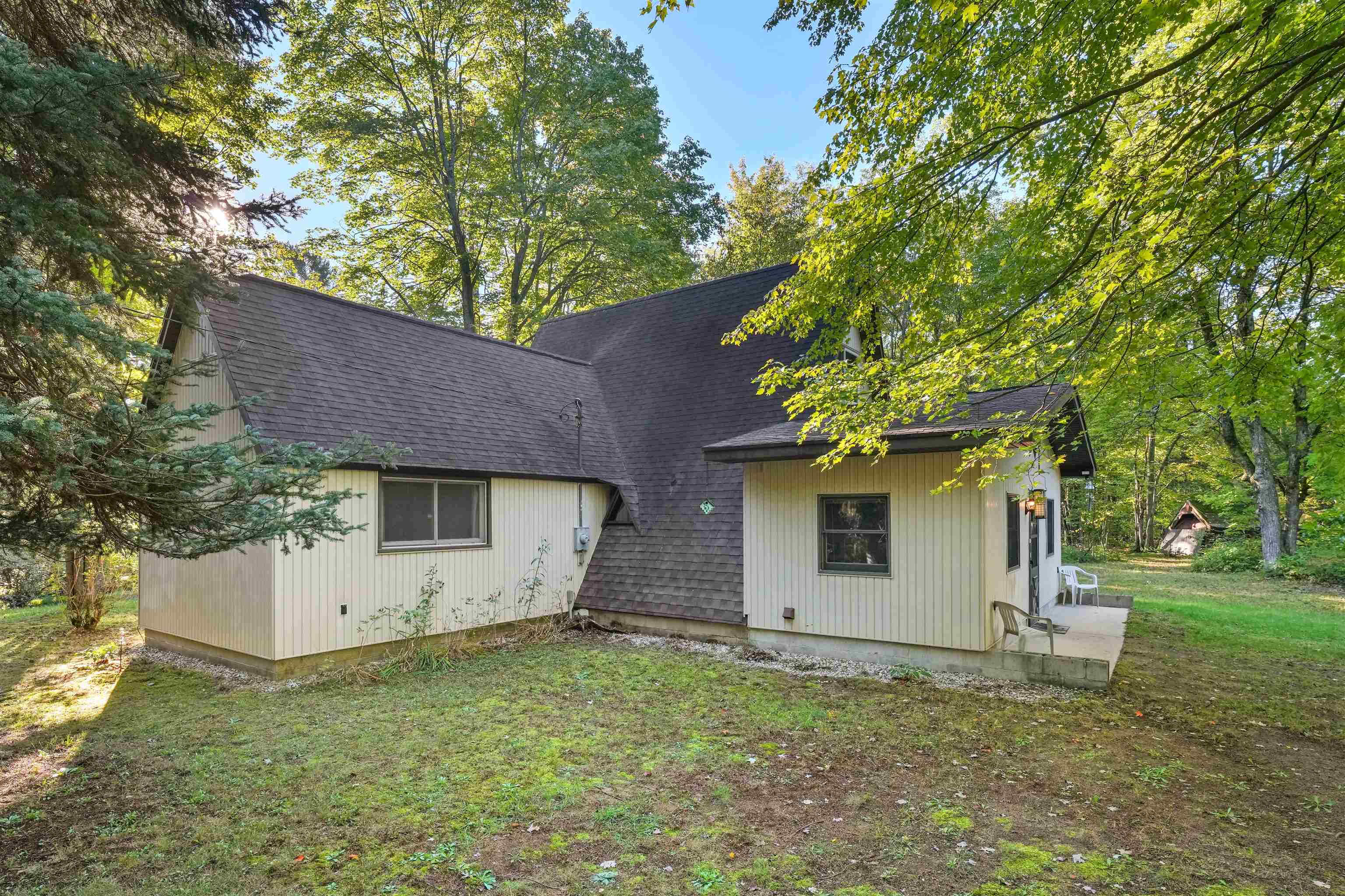 3876 South Lachance Rd Lake Lake City, MI 49651 - Photo 27 of 33