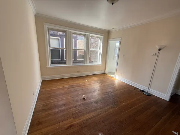 $950 | 6248 South Western Avenue, Unit 3N, Chicago, IL 60636