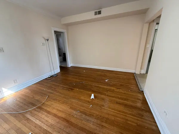 $950 | 6248 South Western Avenue, Unit 3N, Chicago, IL 60636