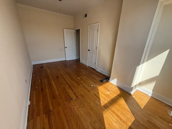 $950 | 6248 South Western Avenue, Unit 3N, Chicago, IL 60636