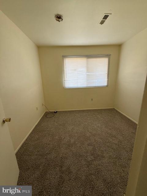 828 Windstream Way, Unit 828C Edgewood, MD 21040 - Photo 11 of 11 an empty room with a empty space and a window