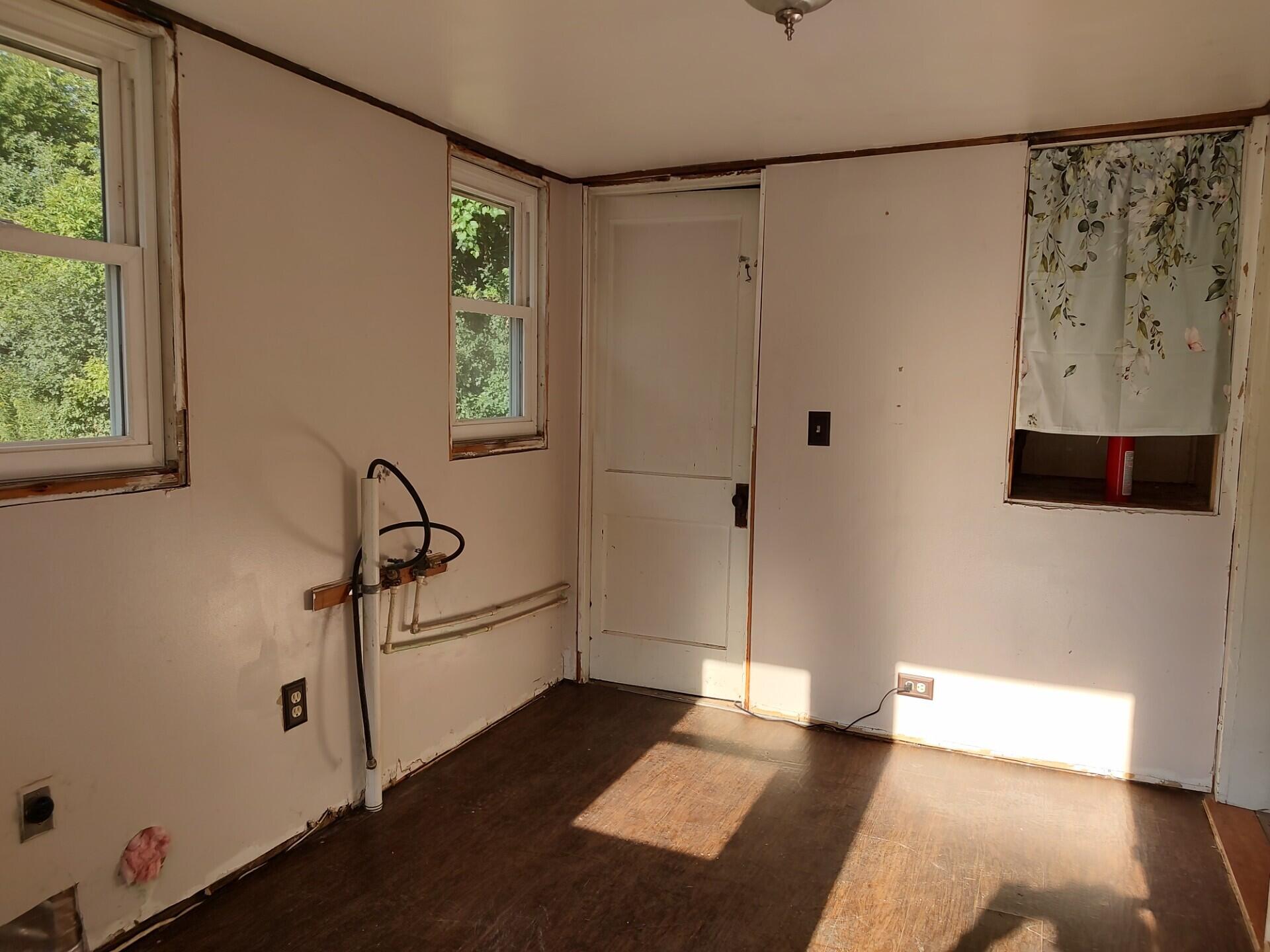 372 Rugar Street Plattsburgh, NY 12901 - Photo 14 of 22 Gallery Image 14