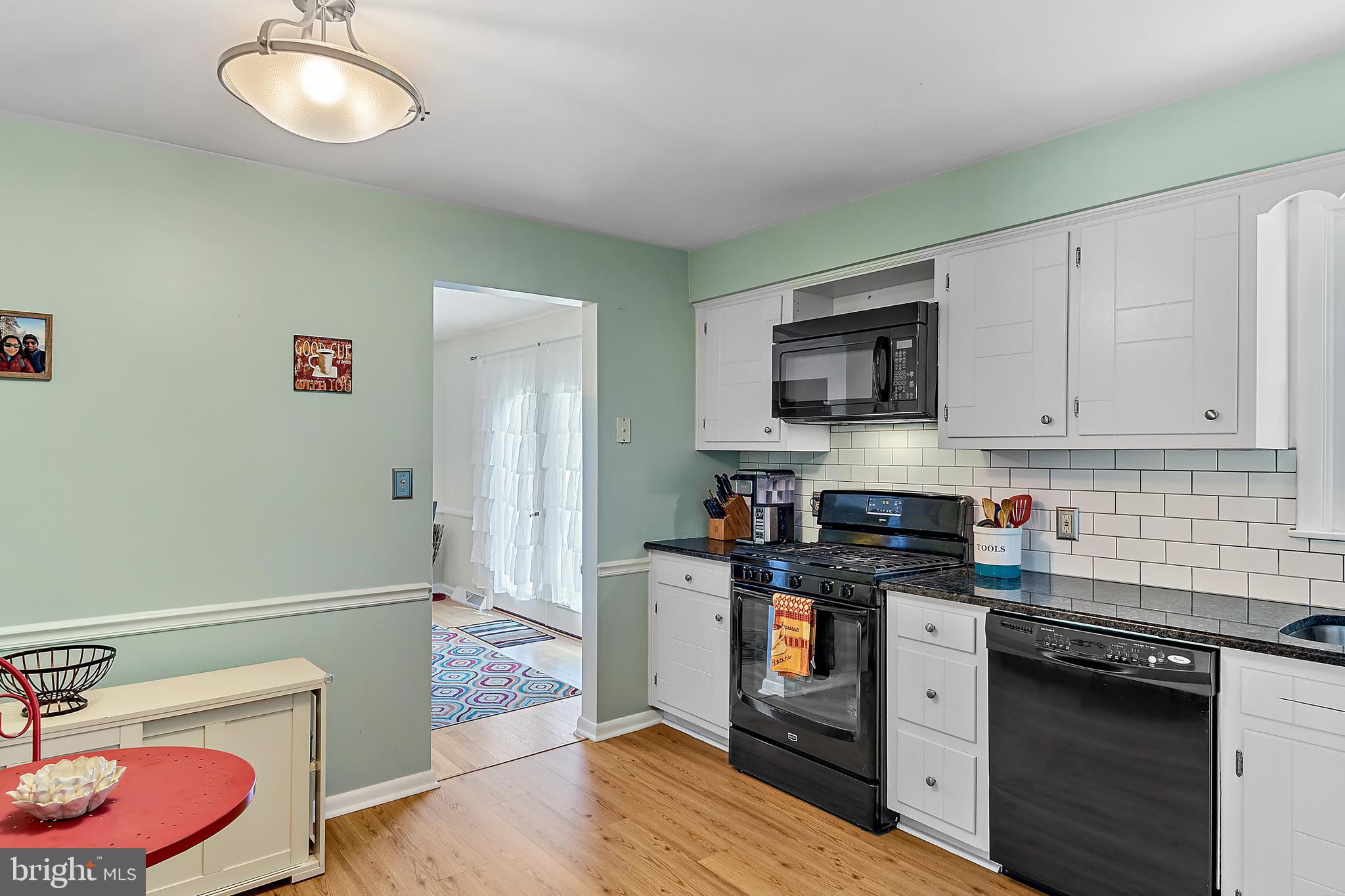 1284 Greenbriar Road York, PA 17404 - Photo 14 of 41 Gallery Image 14