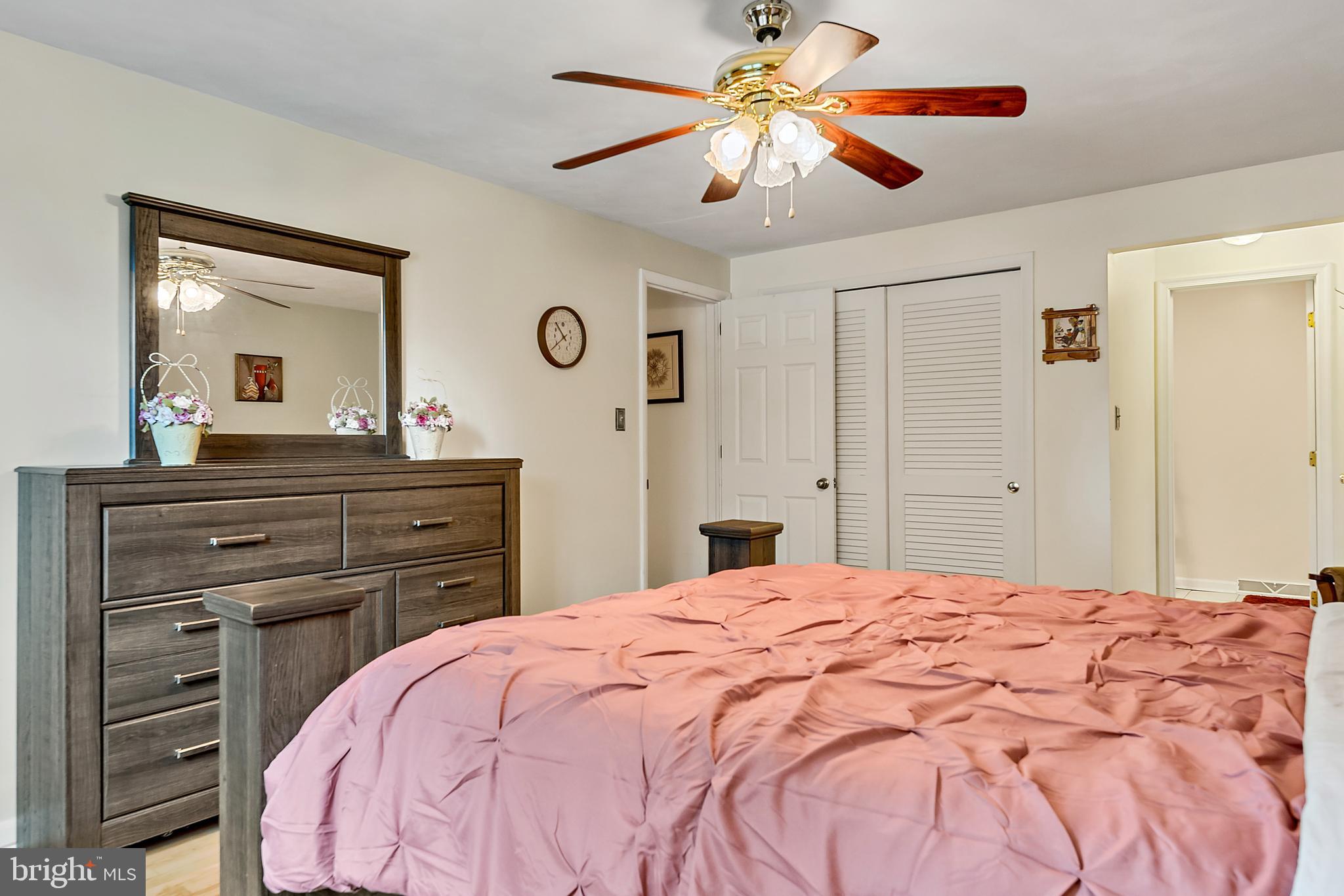 1284 Greenbriar Road York, PA 17404 - Photo 23 of 41 Gallery Image 23