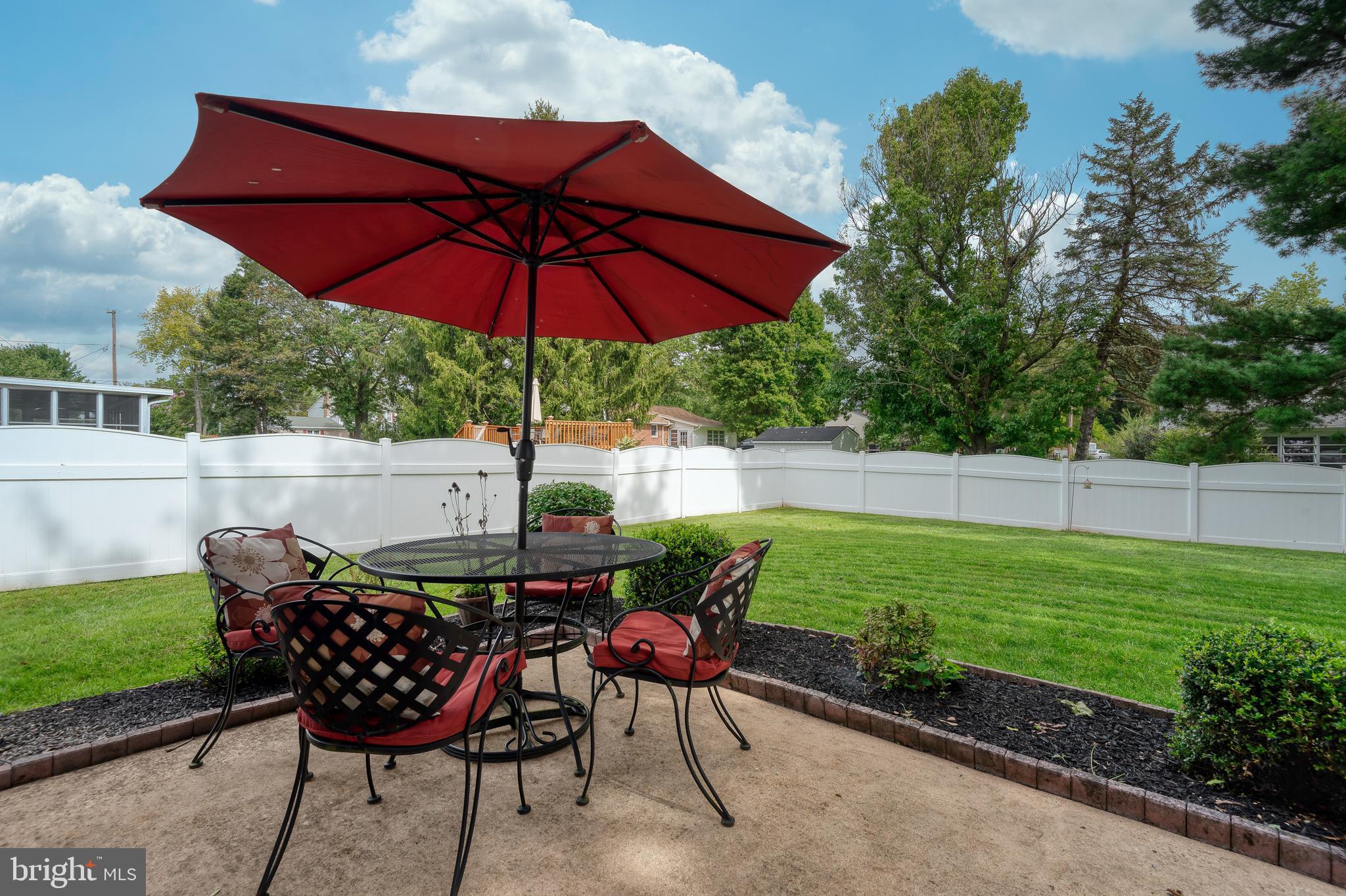 1284 Greenbriar Road York, PA 17404 - Photo 39 of 41 Gallery Image 39