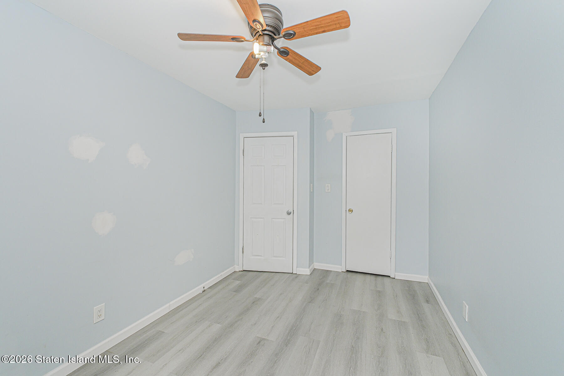 61 Middle Loop Road Staten Island, NY 10308 - Photo 17 of 26 Bedroom