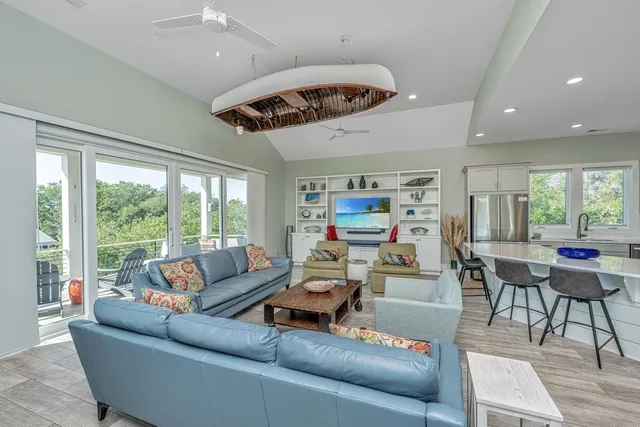 $1,745,000 | 2501 Myrtle Street, Edisto Beach, SC 29438