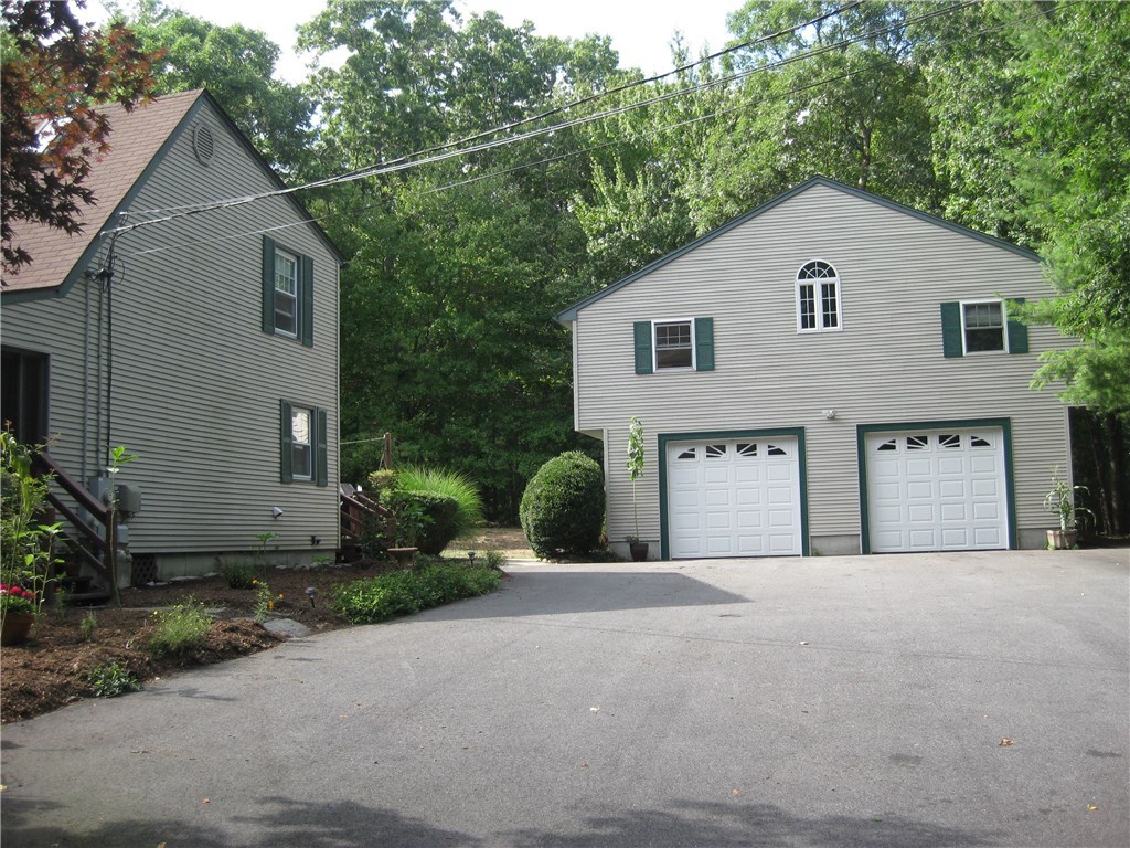 601 Hill Farm Road Coventry, RI 02816 - Photo 2 of 30