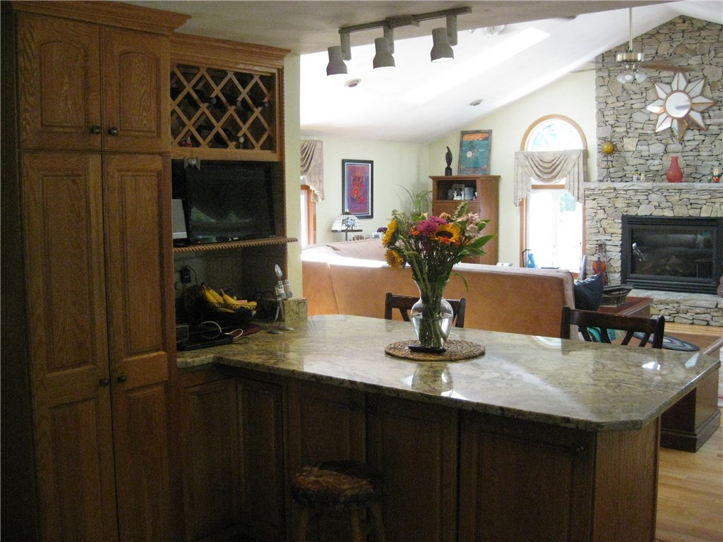 601 Hill Farm Road Coventry, RI 02816 - Photo 10 of 30