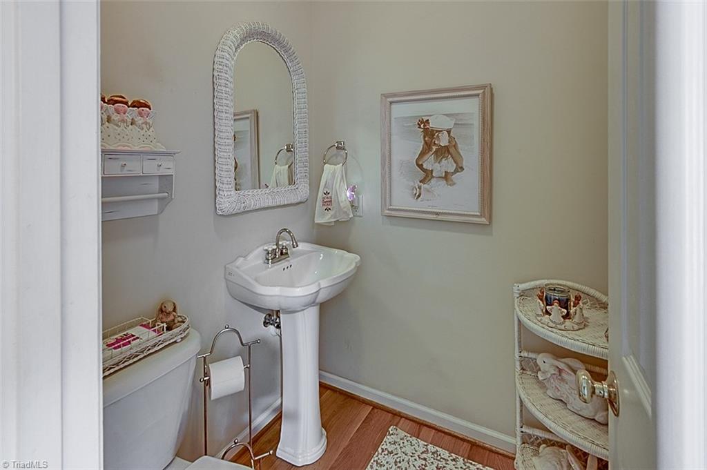 1618 Penny Road High Point, NC 27265 - Photo 16 of 30 Half bath Main Floor.