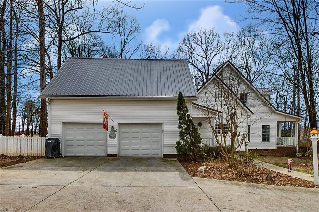 1618 Penny Road High Point, NC 27265 - Photo 3 of 30