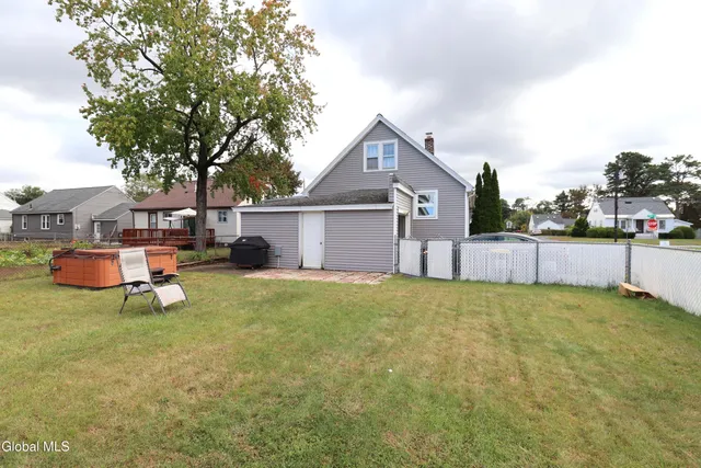 $289,900 | 1246 Paul Avenue, Rotterdam, NY 12306