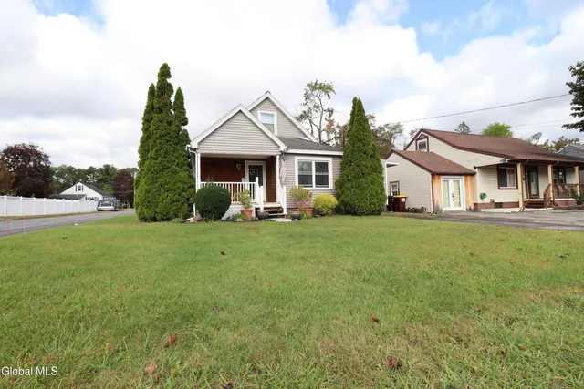 $289,900 | 1246 Paul Avenue, Rotterdam, NY 12306