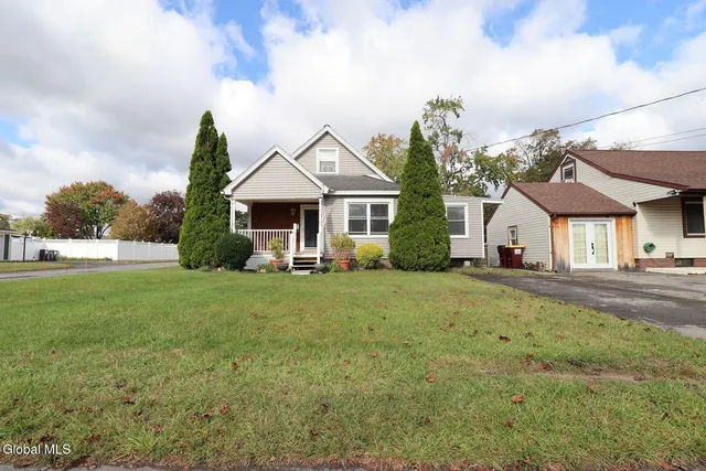 $289,900 | 1246 Paul Avenue, Rotterdam, NY 12306