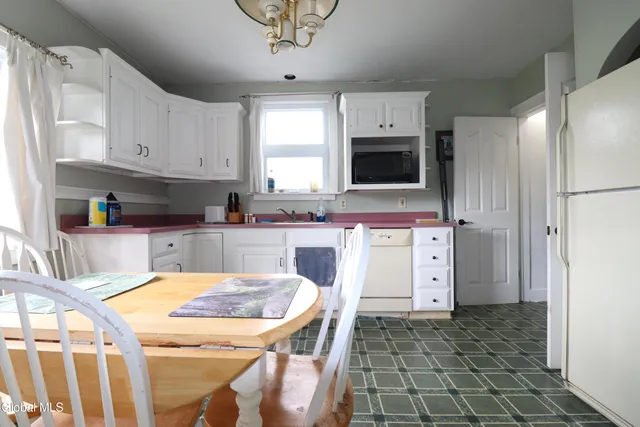 $289,900 | 1246 Paul Avenue, Rotterdam, NY 12306