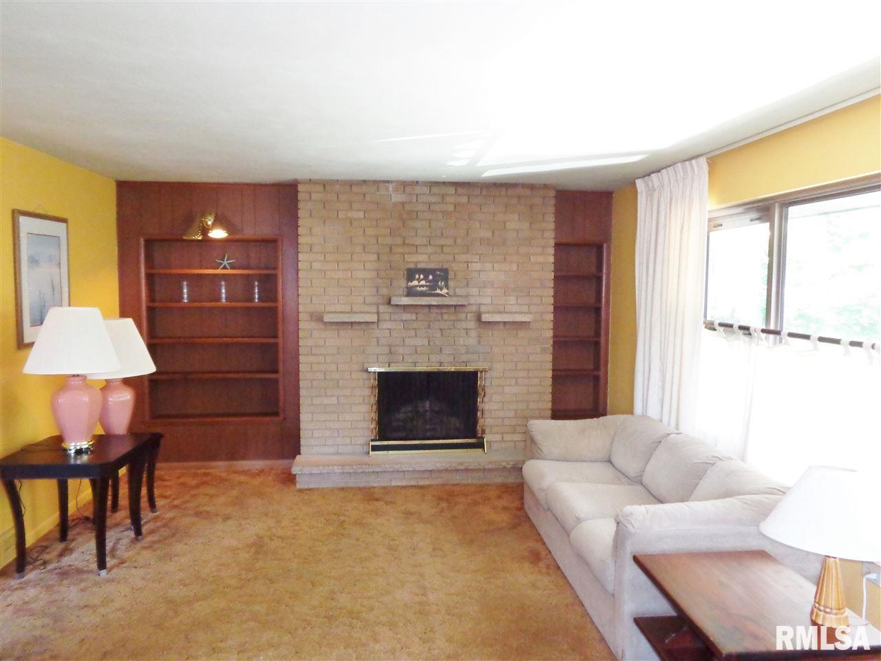9319 North Northview Road Peoria, IL 61615 - Photo 14 of 36 Gallery Image 14
