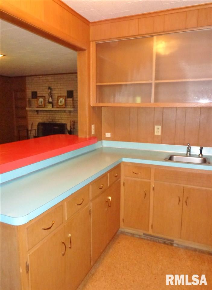 9319 North Northview Road Peoria, IL 61615 - Photo 33 of 36 Gallery Image 33
