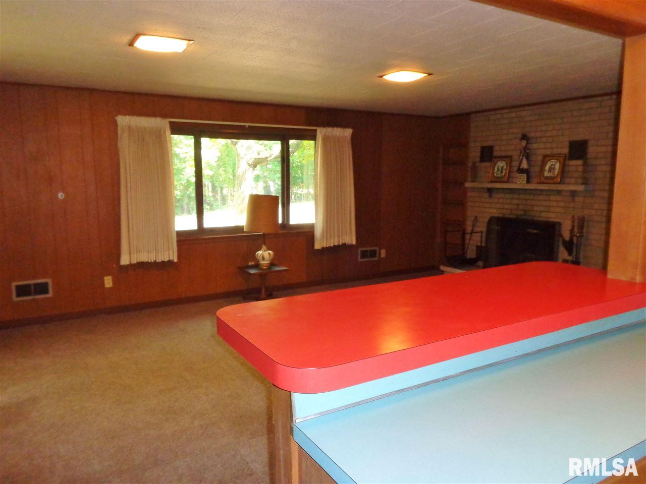 9319 North Northview Road Peoria, IL 61615 - Photo 34 of 36 Gallery Image 34