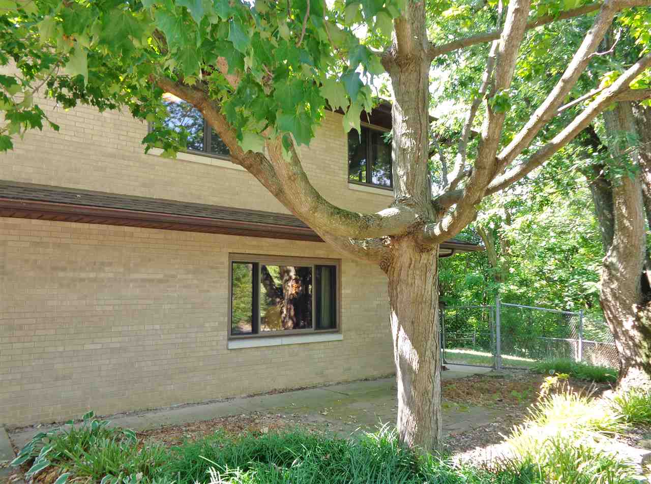 9319 North Northview Road Peoria, IL 61615 - Photo 36 of 36 Gallery Image 36