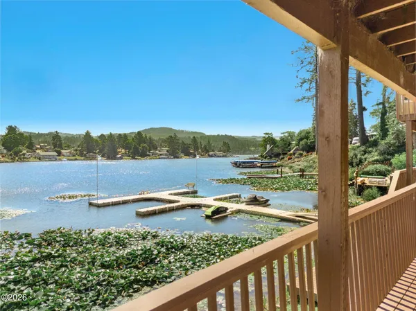 $399,950 | 3792 Northeast West Devils Lake Road, Unit 9, Lincoln City, OR 97367