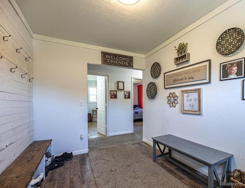 5430 Busch Road Birch Run, MI 48415 - Photo 4 of 18