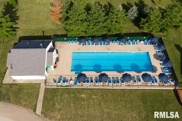 $814,500 | 703 Mayfair Court, Germantown Hills, IL 61548