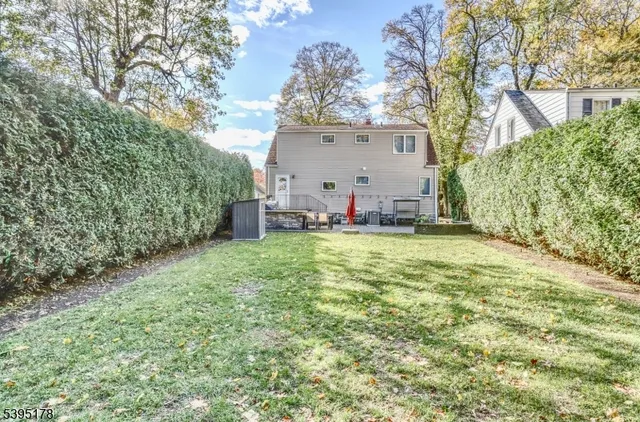 $675,000 | 65 Mc Dougall Lane, Bogota, NJ 07603